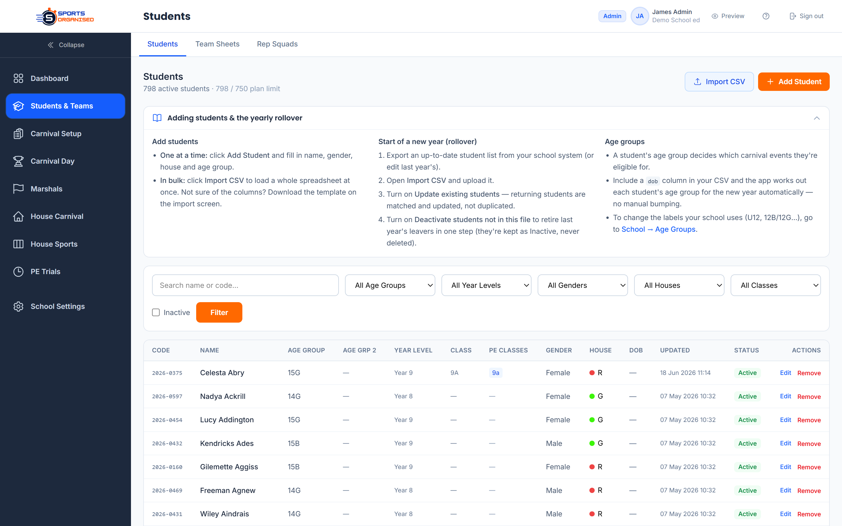 Screenshot: Student list with search, filters and CSV import